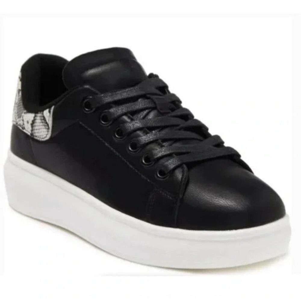 NIB Seven 7 Miki Sneaker in Black / Snake size 9